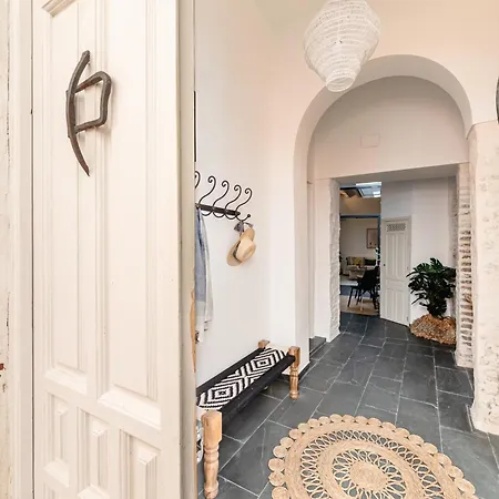 Ohliving Clavijo * Seville