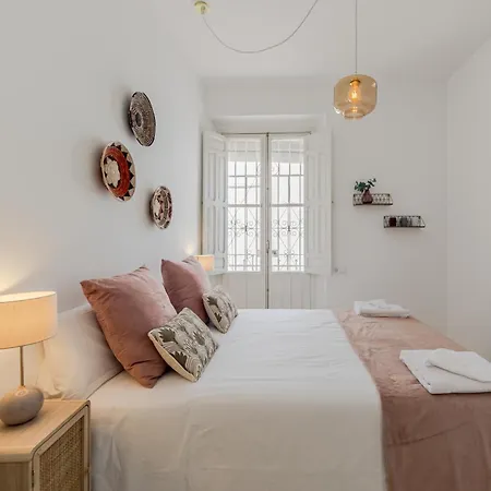 Ohliving Clavijo Seville